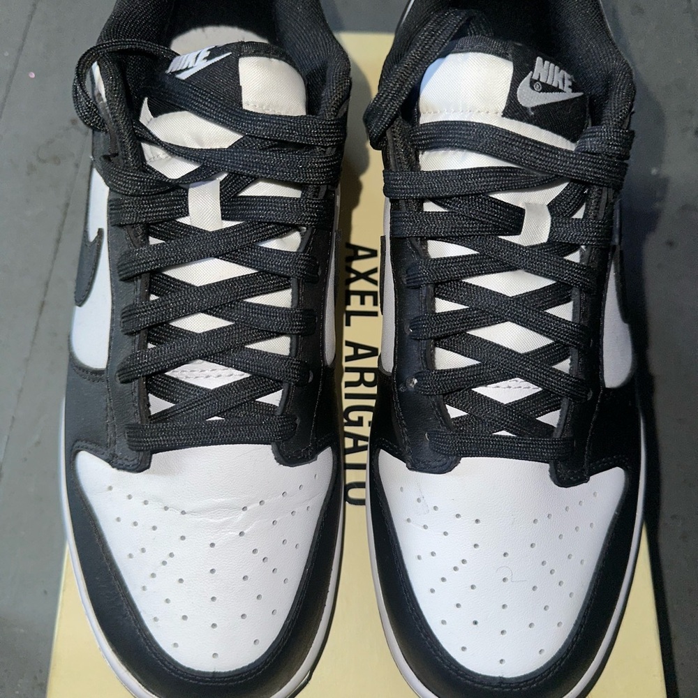 Nike Panda Dunks